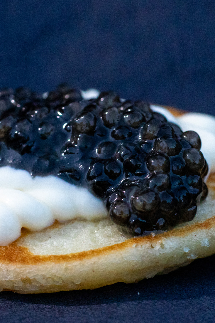 caviar fizz roe