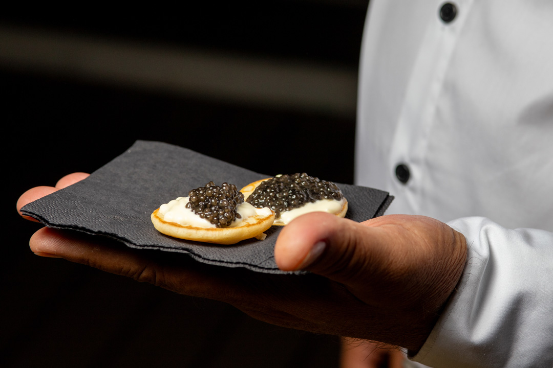 Clatite cu caviar